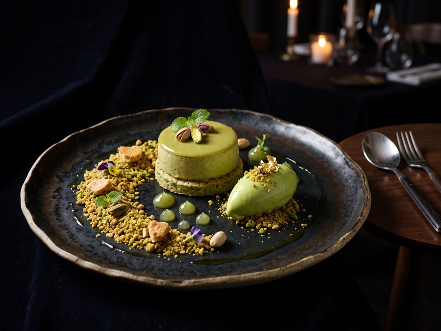 Pistachio dessert